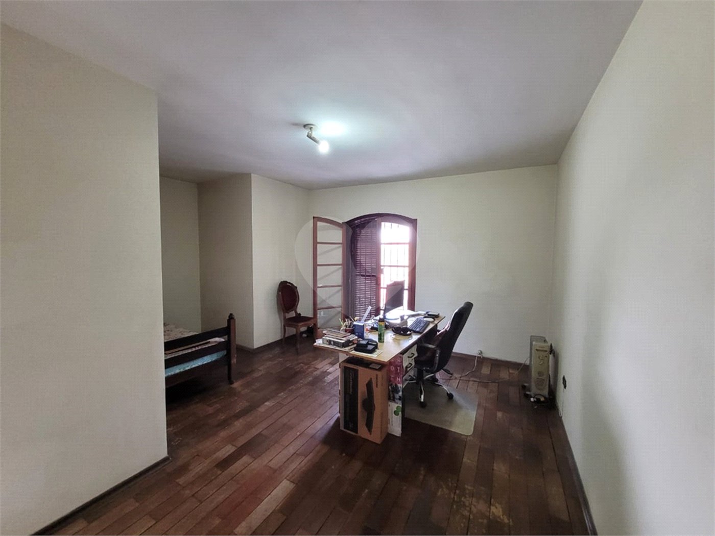 Casa à venda com 3 quartos, sendo 1 suíte, em Parque da Lapa, São Paulo, SP