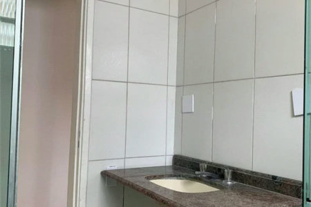 Sobrado à venda com 3 quartos em Vila Progredior, São Paulo, SP