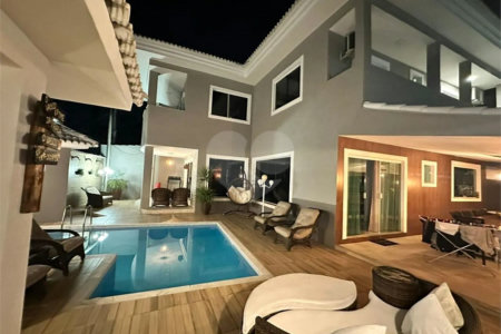 Casa à venda com 4 quartos, sendo 3 suítes, em Vargem Pequena, Rio de Janeiro, RJ