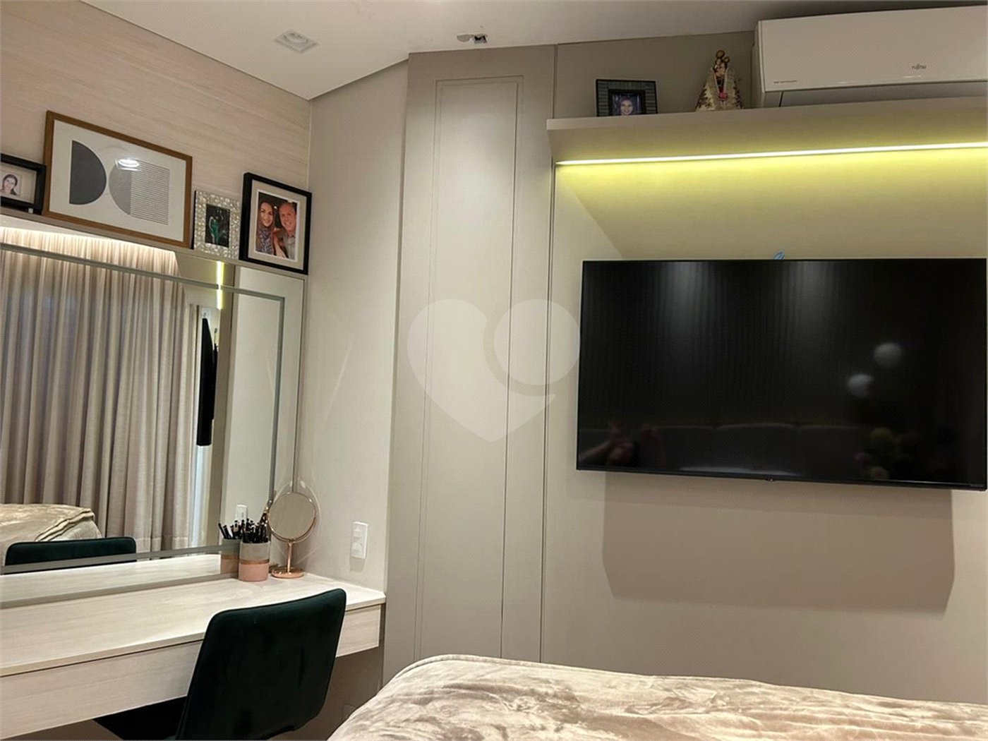 Apartamento à venda com 3 quartos, sendo 1 suíte, em Vila Anastácio, São Paulo, SP