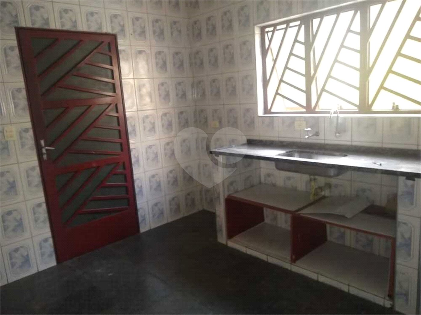 Sobrado à venda com 3 quartos, sendo 1 suíte, em Jardim Santa Luiza, Sorocaba, SP