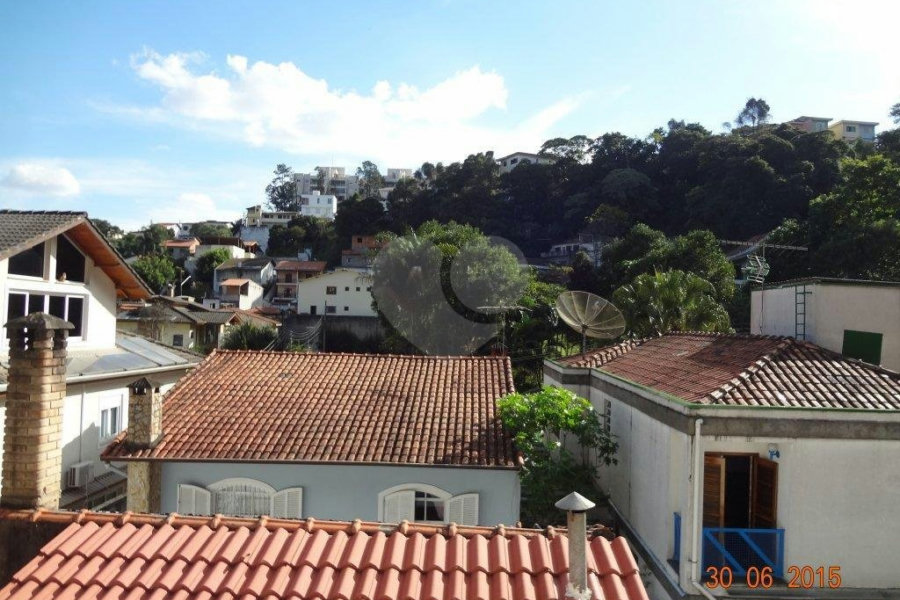 Casa Térrea à venda com 3 quartos, sendo 1 suíte, em Vila Irmãos Arnoni, São Paulo, SP