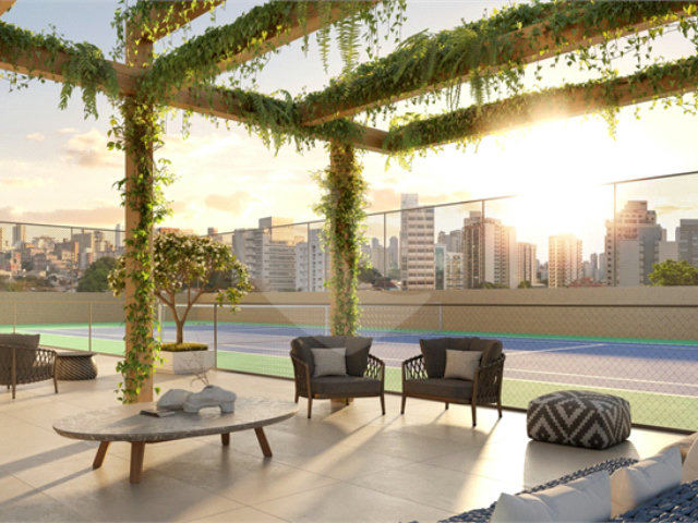 Apartamento à venda com 3 suítes em Moema, São Paulo, SP