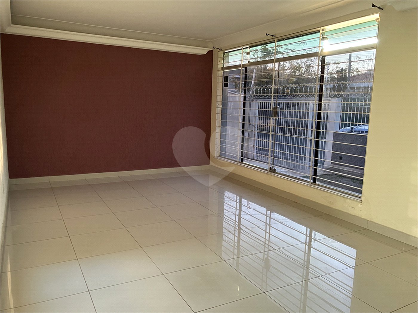 Casa Térrea à venda com 4 quartos, sendo 2 suítes, em Jardim Santa Rosália, Sorocaba, SP