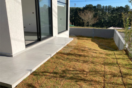 Casa à venda com 4 quartos, sendo 3 suítes,  no condomínio Reserva Granja Anita, Mogi das Cruzes - SP