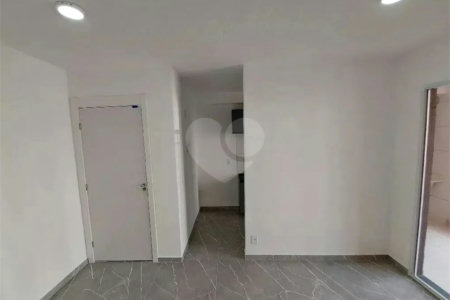 Apartamento à venda com 2 quartos em Jaguaré, São Paulo, SP