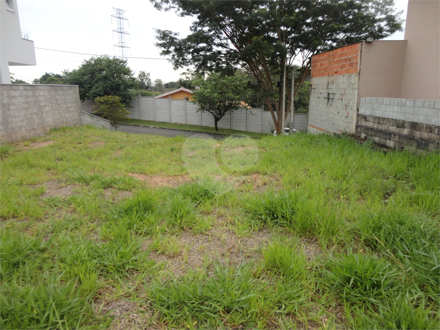 Terreno à venda no condomínio Terras de São Francisco, Vinhedo - SP