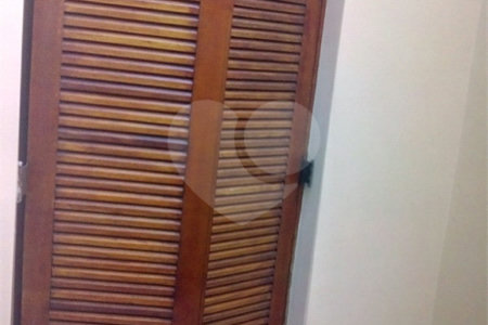 Casa Térrea à venda com 3 quartos, sendo 2 suítes, em Vila Rosália, Guarulhos, SP
