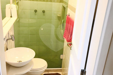 Apartamento à venda com 3 quartos, sendo 1 suíte, em Pinheiros, São Paulo, SP