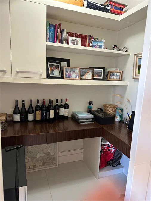 Apartamento à venda com 3 suítes em Vila Suzana, São Paulo, SP