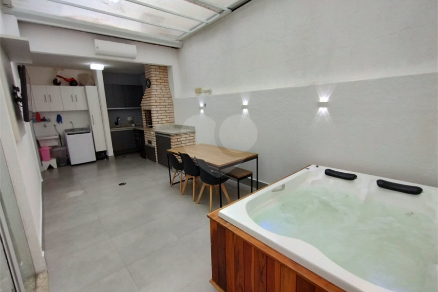 Sobrado à venda com 3 quartos, sendo 1 suíte, em Horto, São Paulo, SP
