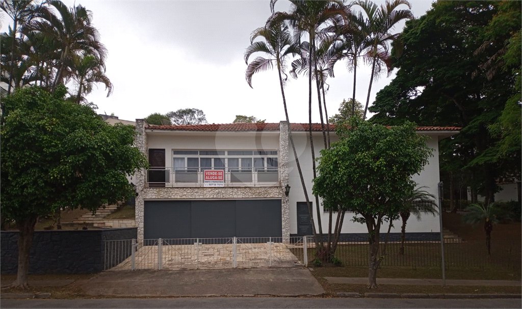 Casa Térrea à venda ou para alugar com 3 quartos, sendo 1 suíte, em Caxingui, São Paulo, SP
