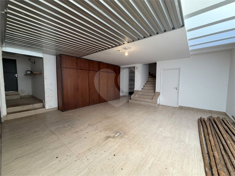 Casa à venda ou para alugar com 4 quartos, sendo 3 suítes, em Alto da Boa Vista, São Paulo, SP