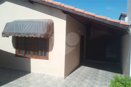 Casa à venda com 2 quartos, sendo 1 suíte,  em Vila Judite, Itapetininga, SP