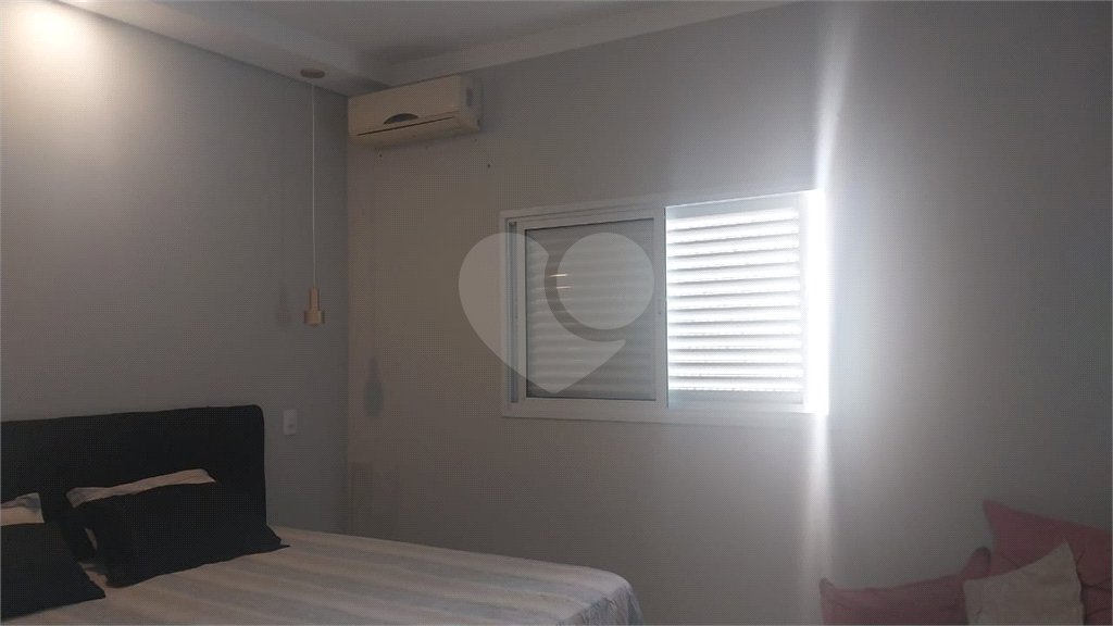 Casa à venda com 2 quartos, sendo 1 suíte, no condomínio Horto Florestal Villagio, Sorocaba - SP