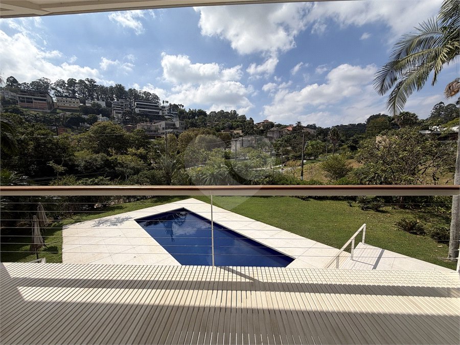 Casa à venda com 4 suítes em Residencial Tamboré, Barueri, SP