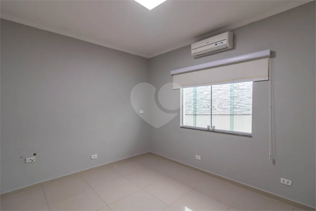 Casa à venda com 3 quartos, sendo 1 suíte, em Parque Santo Antônio, Guarulhos, SP
