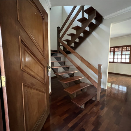 CASA COM 3 QUARTOS NO CONDOMÍNIO GRAND VILLE