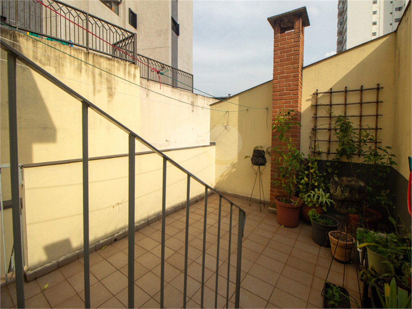 Casa à venda com 3 quartos, sendo 1 suíte, em Chácara Inglesa, São Paulo, SP
