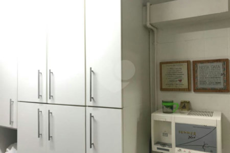Apartamento à venda com 2 quartos em Vila Alexandria, São Paulo, SP