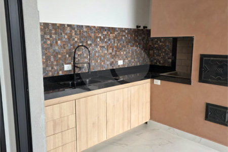 Casa à venda com 3 suítes no condomínio Hills, Arujá - SP