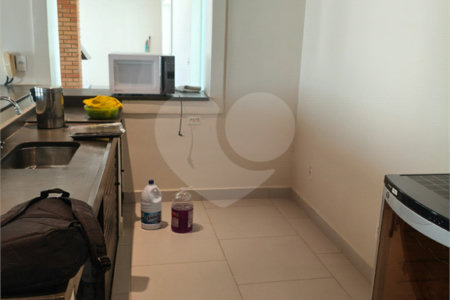 Casa à venda ou para alugar com 3 suítes no condomínio Estância Marambaia, Vinhedo - SP