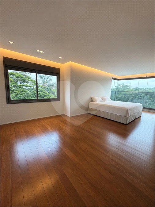 Apartamento à venda com 3 suítes em Brooklin Paulista, São Paulo, SP