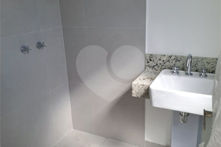 Apartamento à venda com 3 suítes, em Alphagran Alphaville, Barueri, SP
