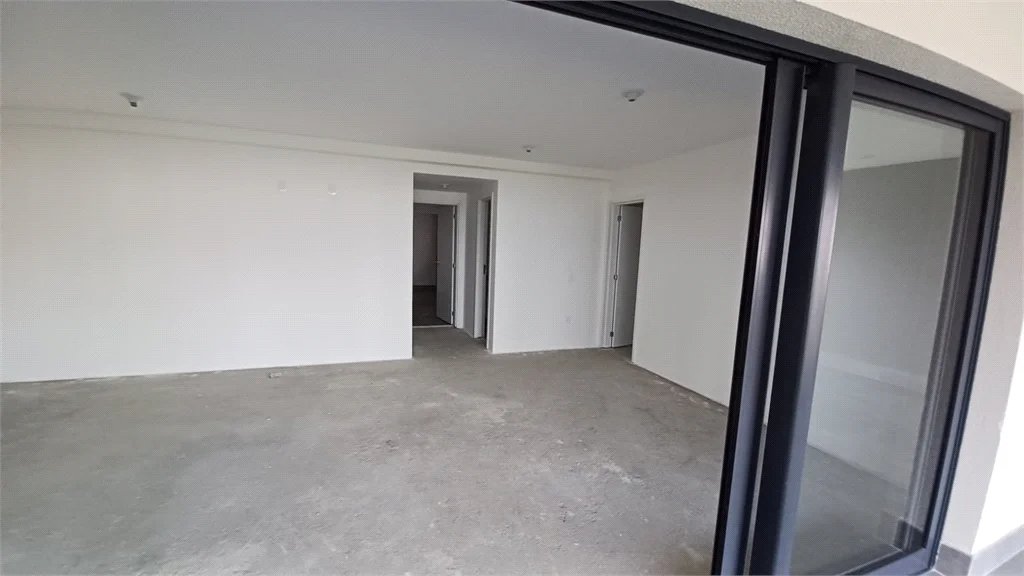 Apartamento à venda com 4 quartos, sendo 2 suítes, em Água Branca, São Paulo, SP