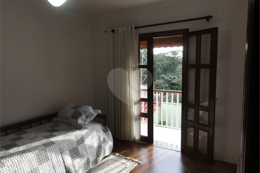 Sobrado à venda com 4 quartos, sendo 2 suítes,  em Mandaqui, São Paulo, SP