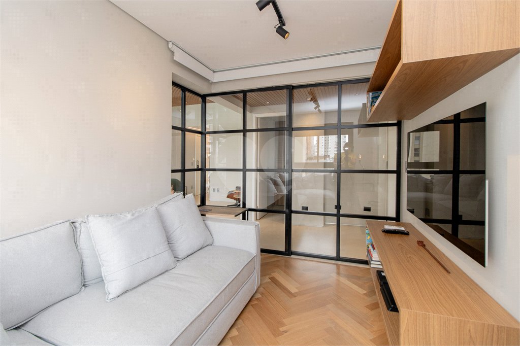 Apartamento à venda com 3 suítes em Vila Olímpia, São Paulo, SP