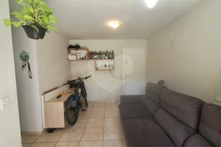 Apartamento à venda com 2 quartos em Jardim Tatiana, Votorantim, SP