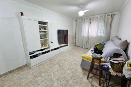 Sobrado à venda com 3 quartos, sendo 1 suíte, em Jardim Monte Kemel, São Paulo, SP