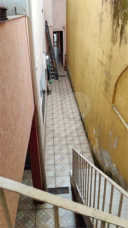 Sobrado à venda com 3 quartos, sendo 1 suíte,  em Vila Nova Cintra, Mogi das Cruzes, SP