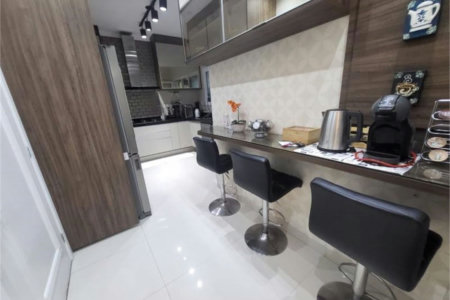 Apartamento Residencial à venda, Itararé, São Vicente - AP1404.