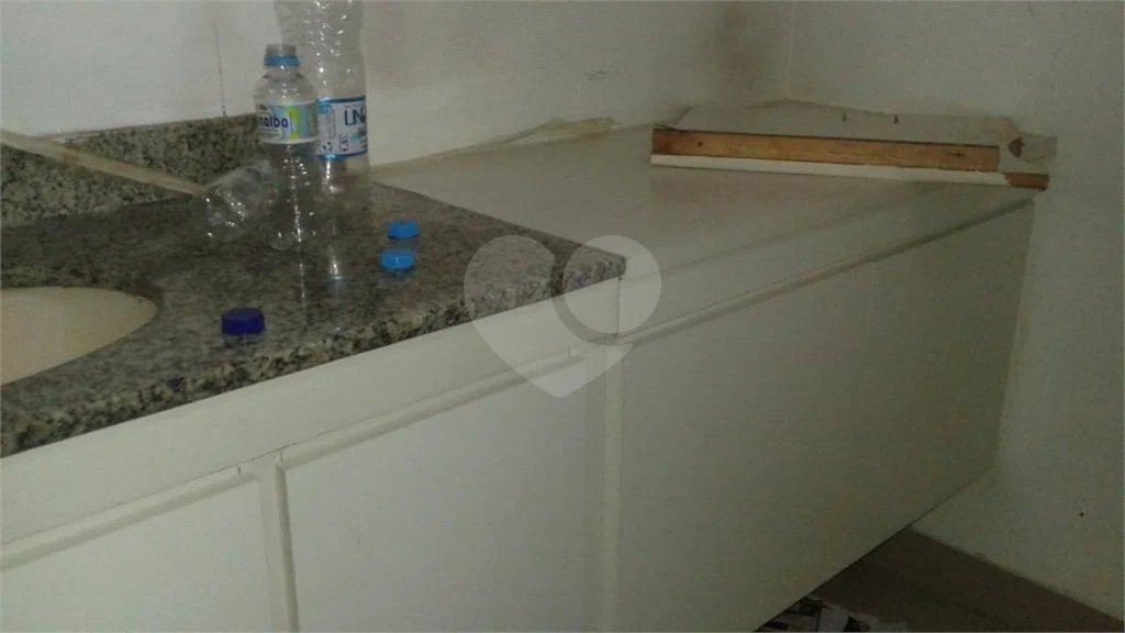 Conjunto comercial na Vila Olimpia