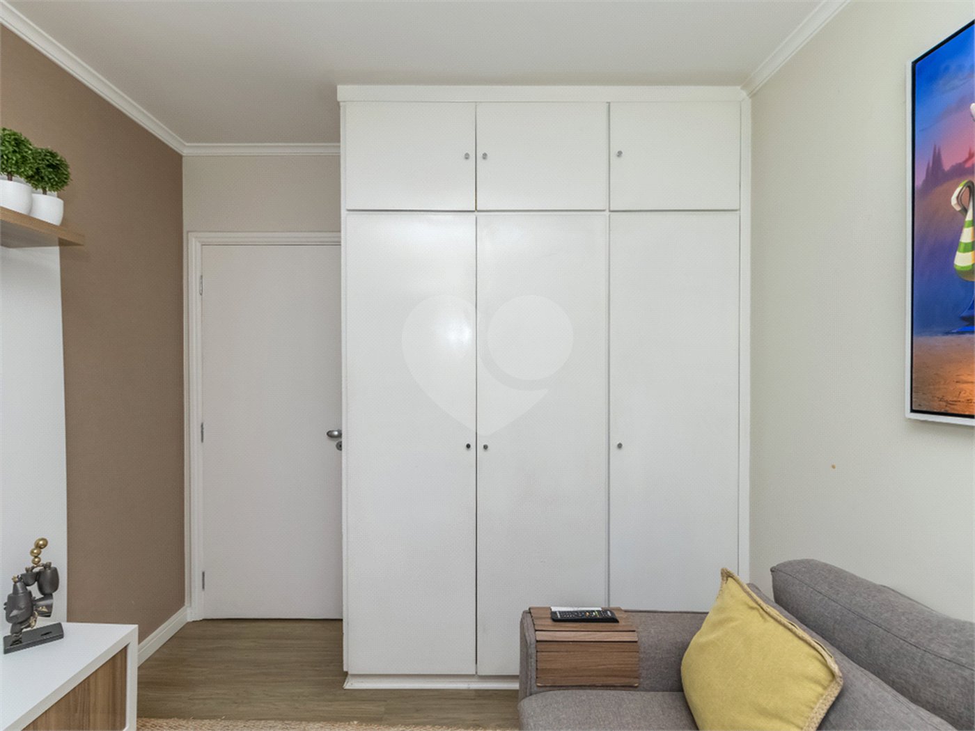 Apartamento à venda com 3 quartos, sendo 1 suíte,  em Vila Clementino, São Paulo, SP