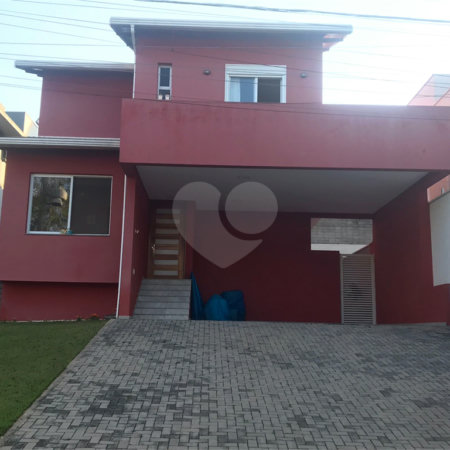 Casa à venda com 3 quartos, sendo 2 suítes,  no condomínio Morada do Bosque, Vinhedo - SP