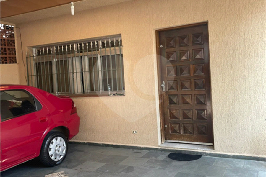 Sobrado à venda com 4 quartos, sendo 1 suíte,  em Horto Florestal, São Paulo, SP