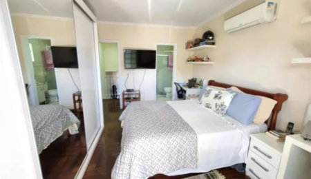 Casa à venda com 4 quartos, sendo 3 suítes,  em Jardim Bonfiglioli, São Paulo, SP