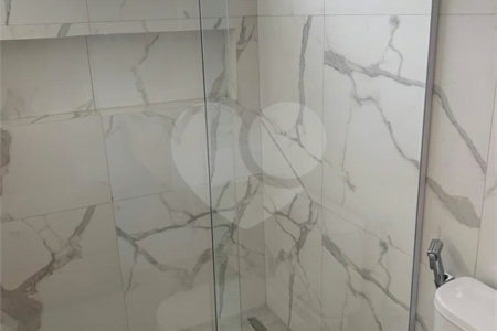Casa à venda com 3 suítes no condomínio Quadra Real, Atibaia - SP