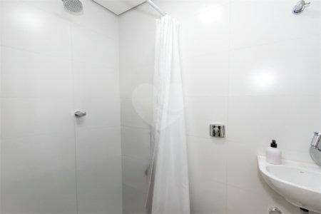 Apartamento à venda com 3 quartos, sendo 1 suíte,  em Vila Uberabinha, São Paulo, SP