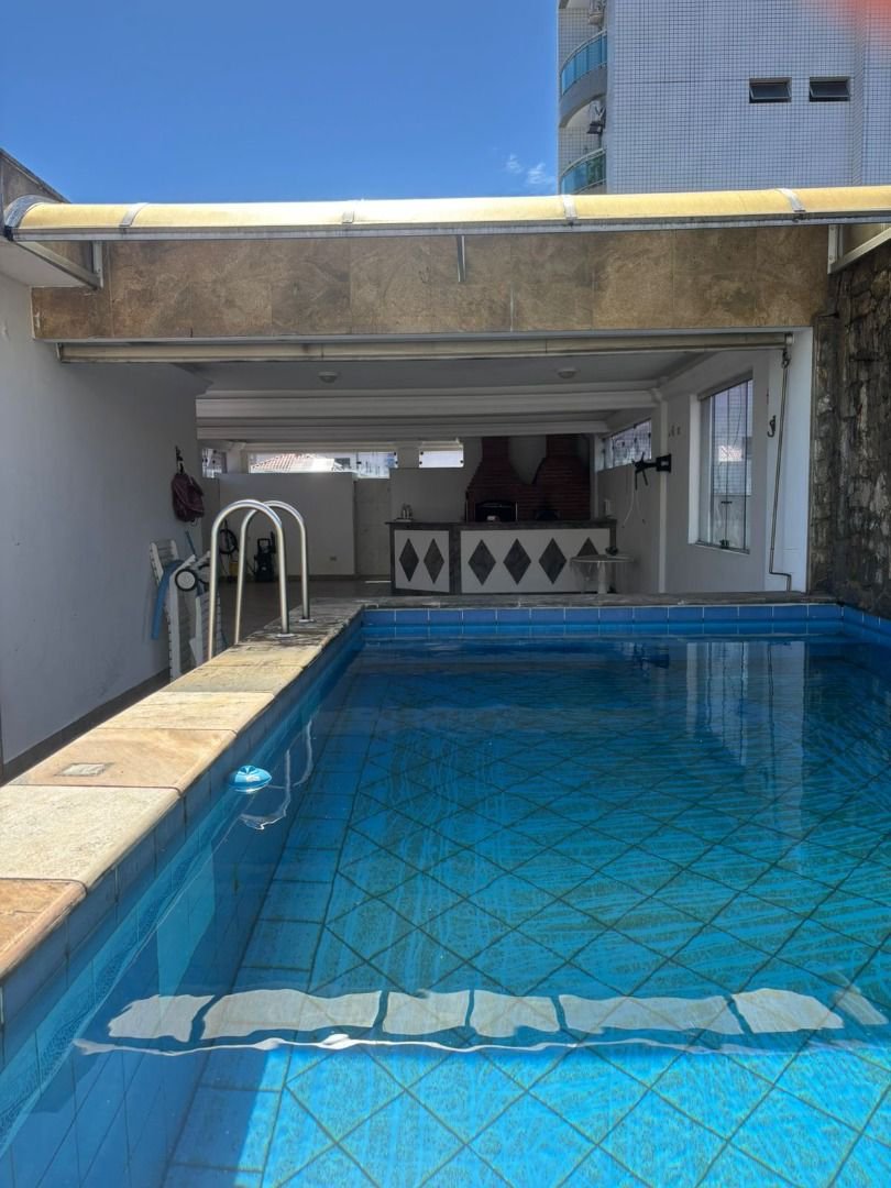 Casa com 3 dormitórios à venda, 330 m² por R$ 2.770.000,00 - Ponta da Praia - Santos/SP