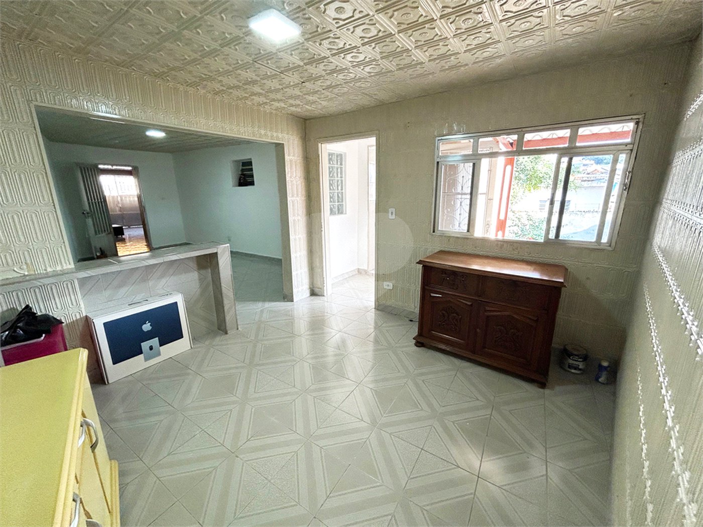 Sobrado à venda com 3 quartos, sendo 1 suíte,  em Jardim Santa Emília, São Paulo, SP