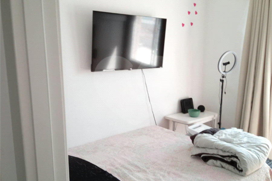 Apartamento à venda com 2 quartos em Pari, São Paulo, SP