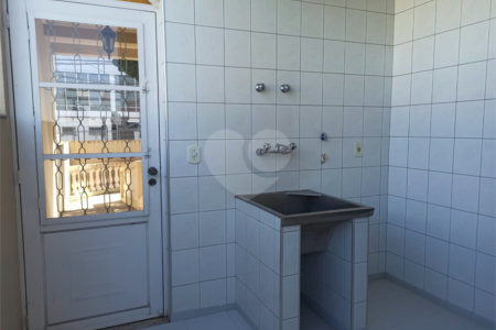 Casa à venda com 3 suítes em Jardim Brasil, Atibaia, SP