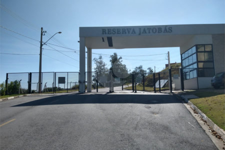Terreno à venda no condomínio Reserva dos Jatobás, Louveira - SP