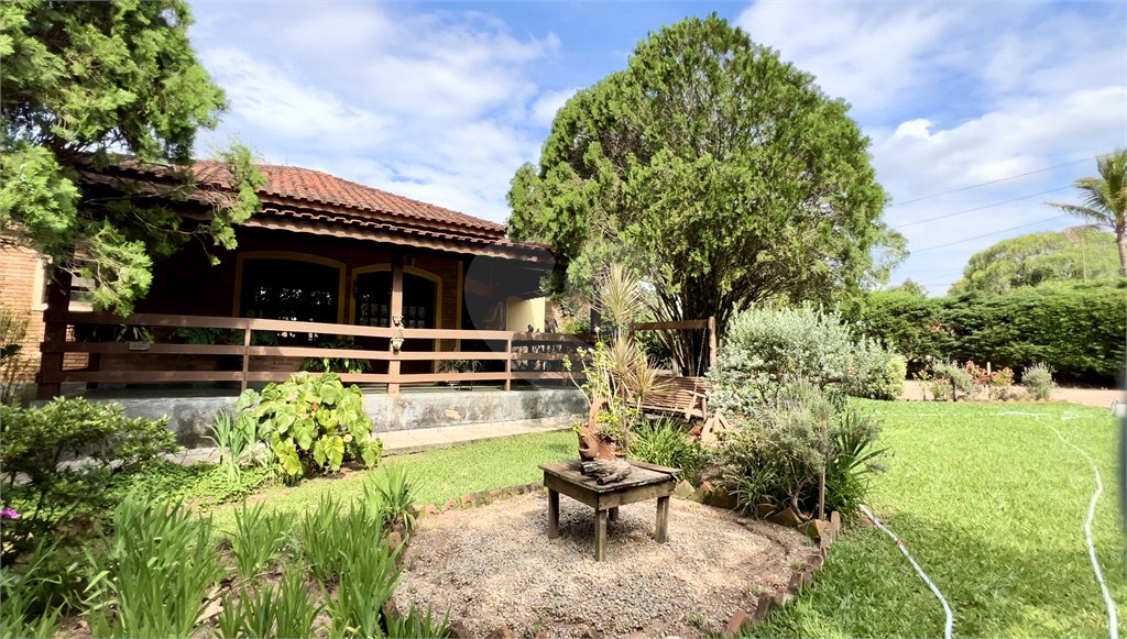 Chácara à venda com 4 quartos, sendo 1 suíte, em Pinheirinho, Vinhedo, SP