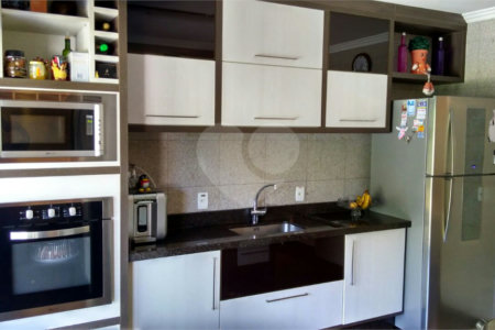 Casa à venda com 5 quartos, sendo 3 suítes, em Reserva dos Vinhedos, Louveira, SP