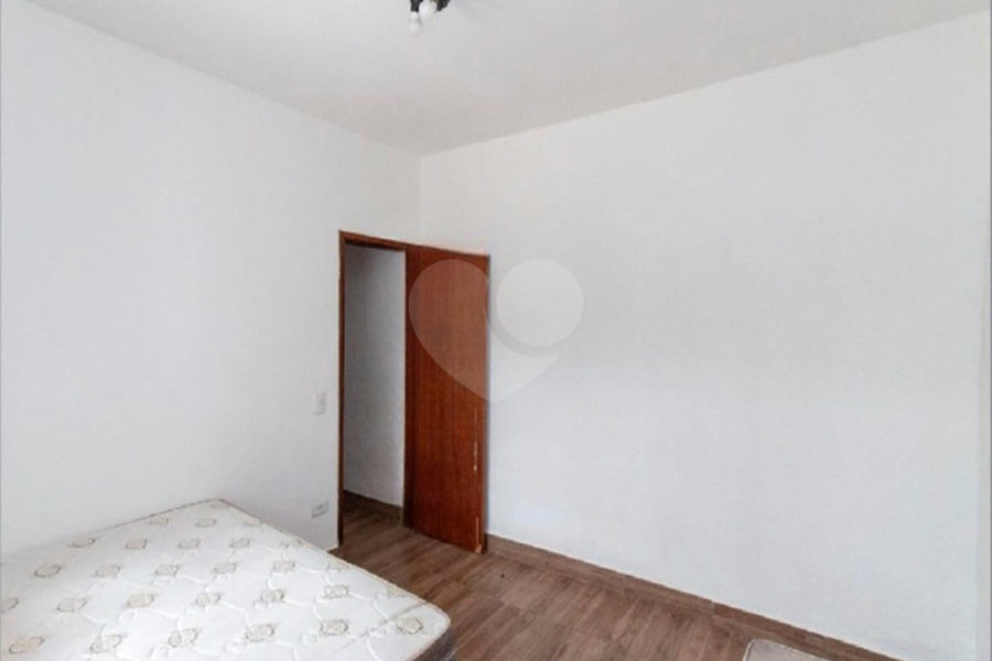 Casa Térrea à venda com 3 quartos, sendo 2 suítes, em Horto, São Paulo, SP